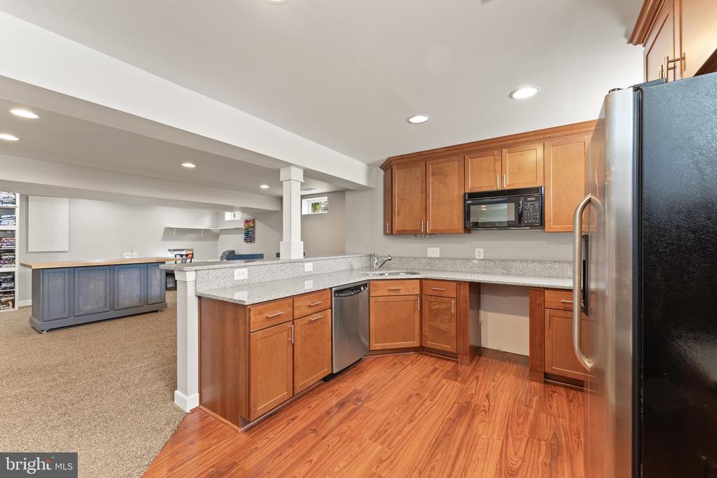 7347 Reese Ct