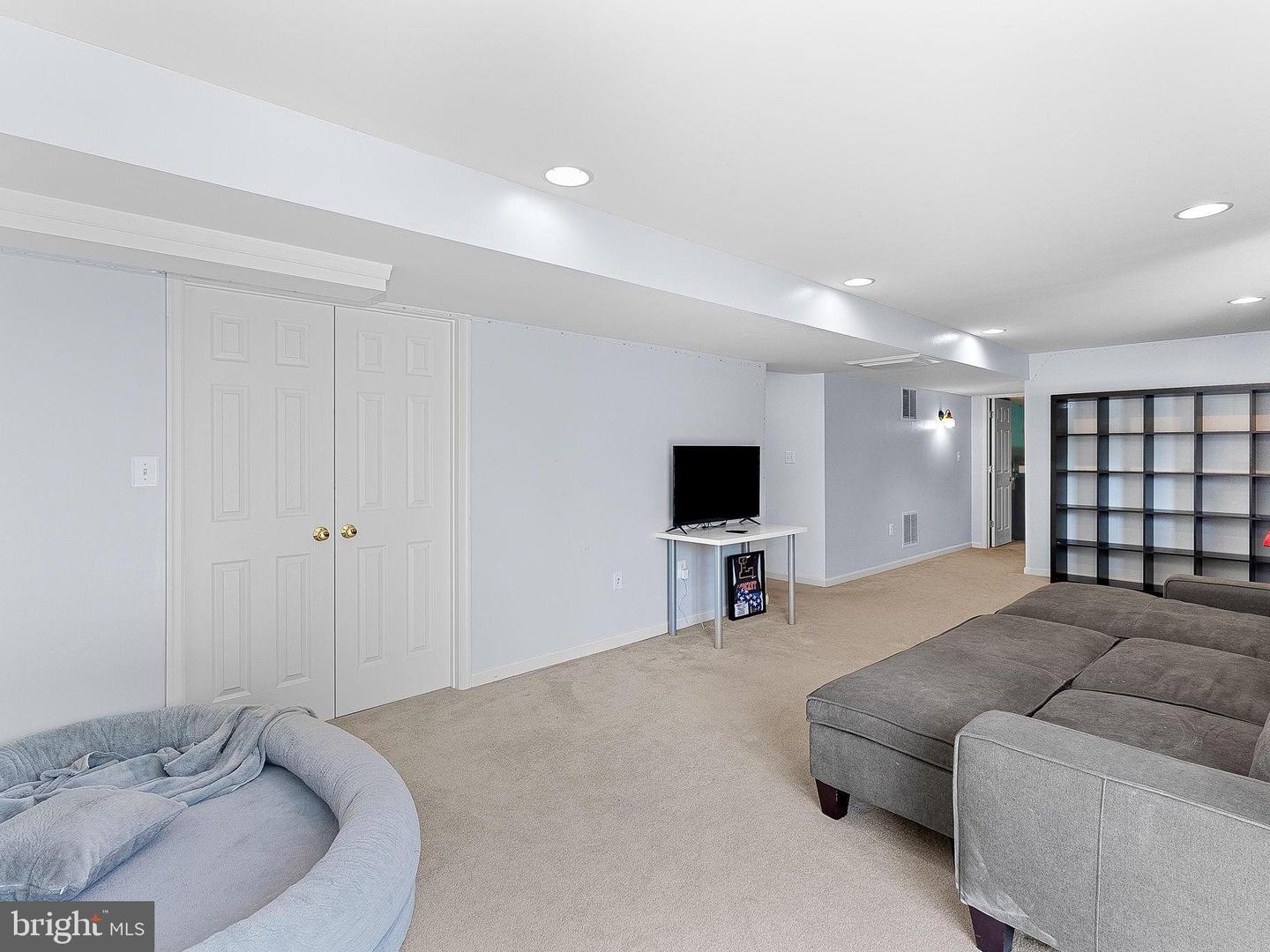 10799 Reynard Fox Ln