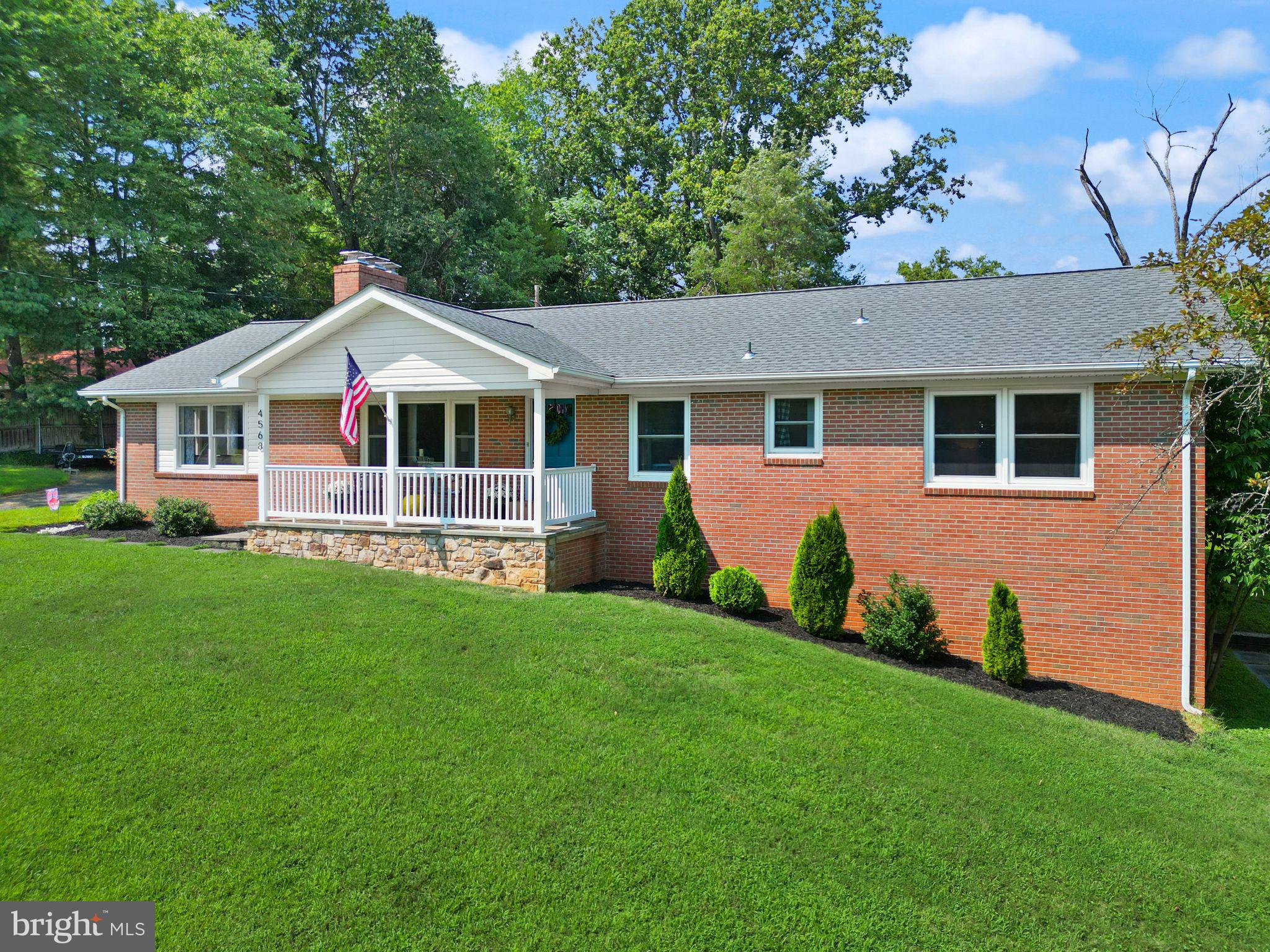 4568 Broken Hills Rd