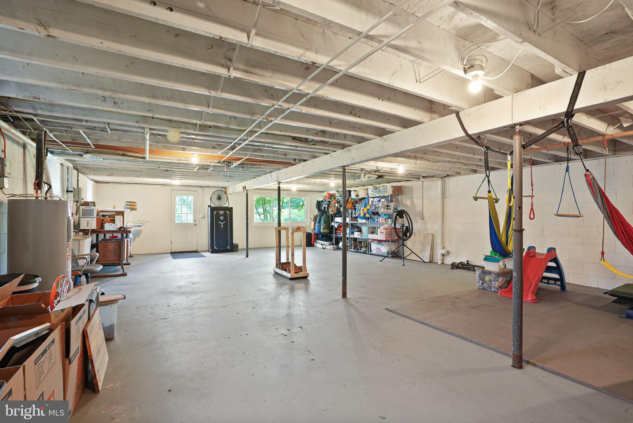 4568 Broken Hills Rd