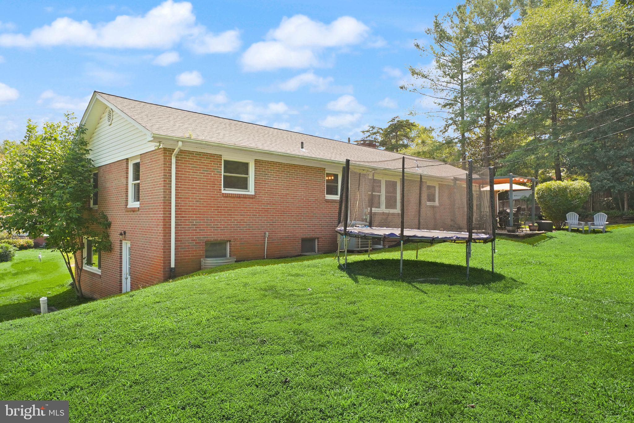 4568 Broken Hills Rd