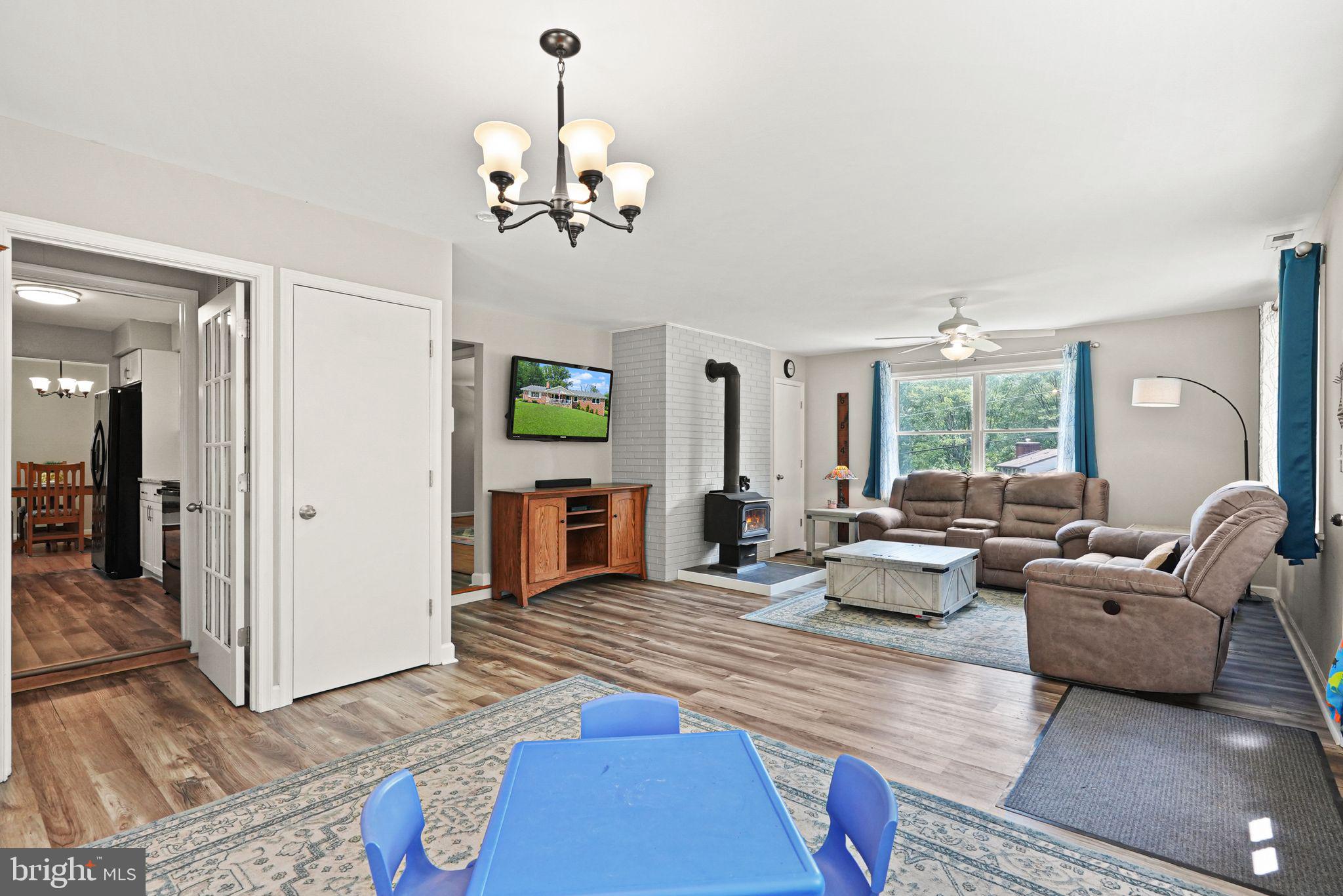 4568 Broken Hills Rd