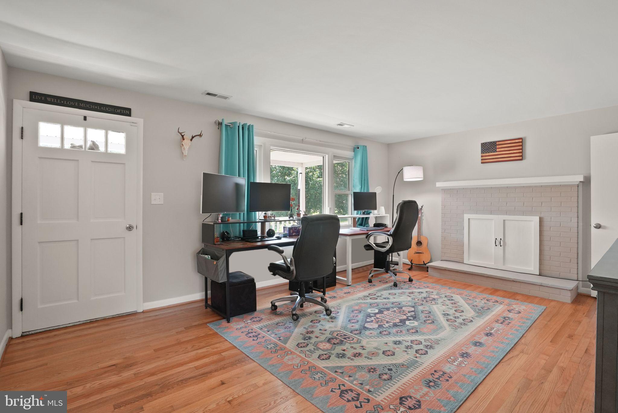 4568 Broken Hills Rd