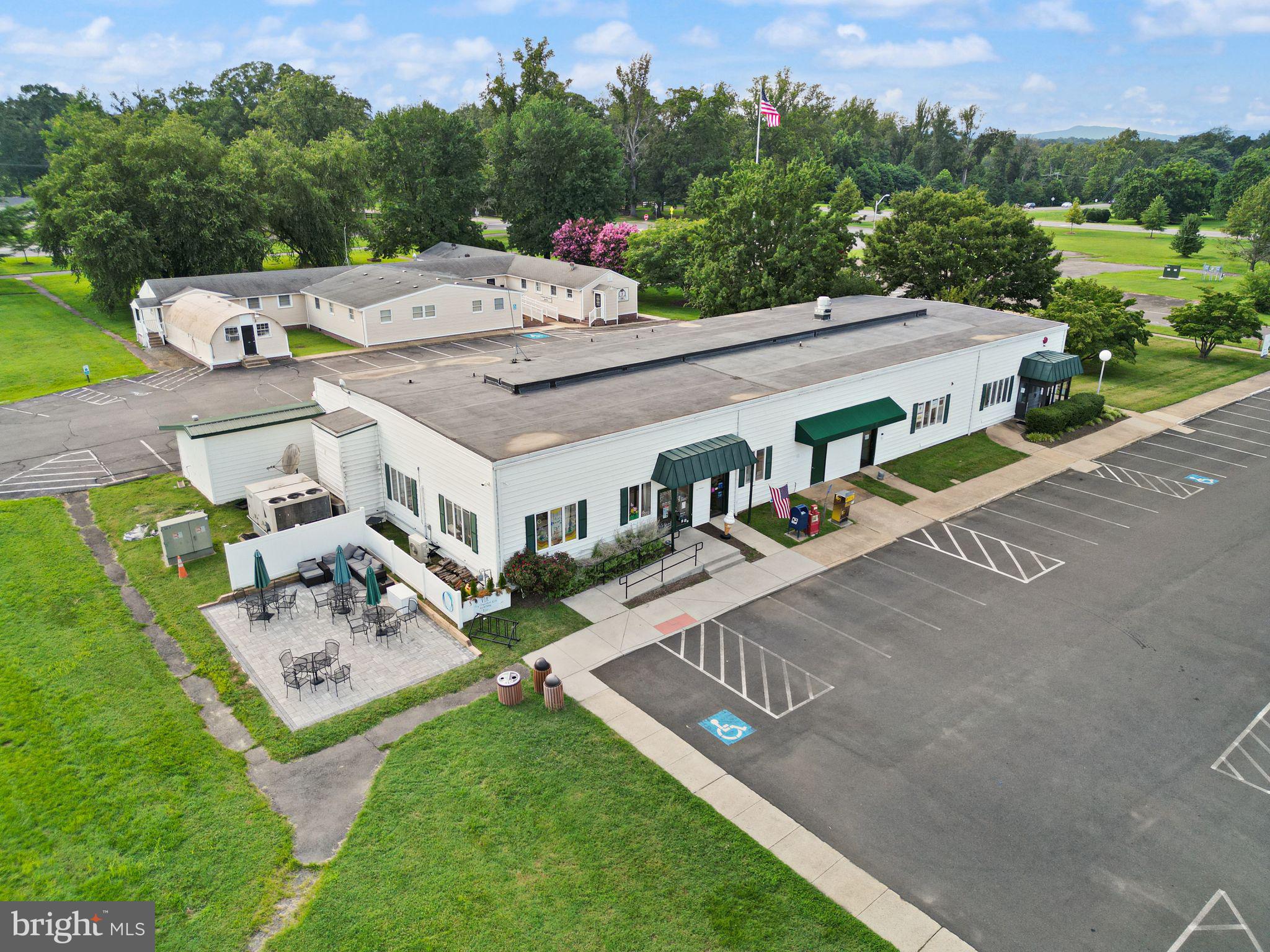 4568 Broken Hills Rd