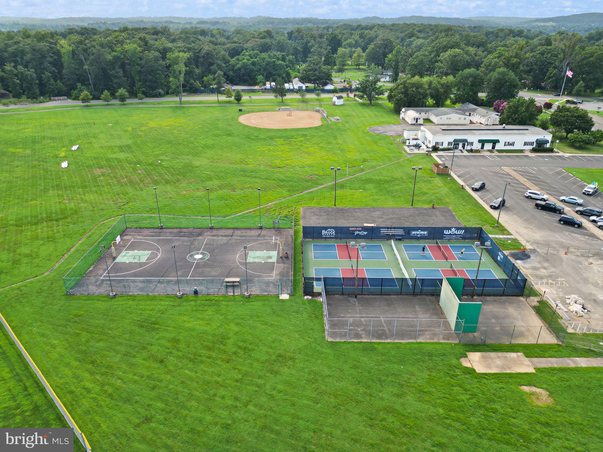 4568 Broken Hills Rd