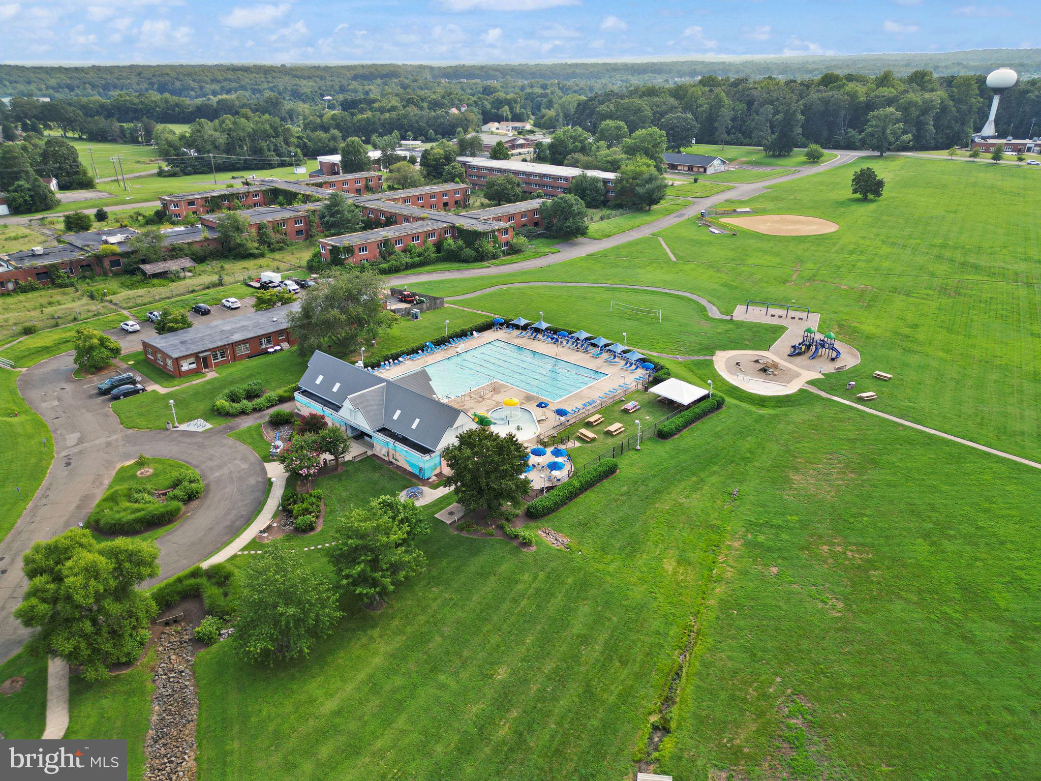 4568 Broken Hills Rd