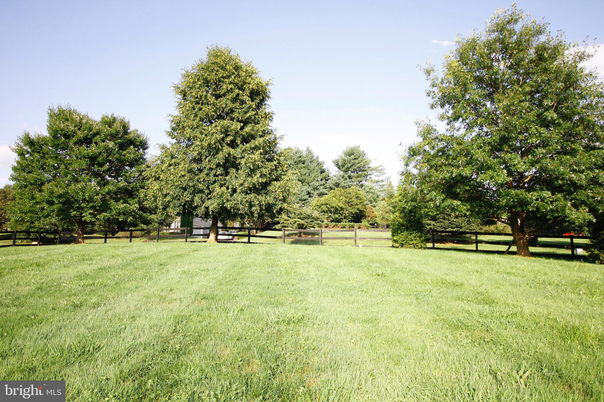 5569 JAMISONS FARM DR