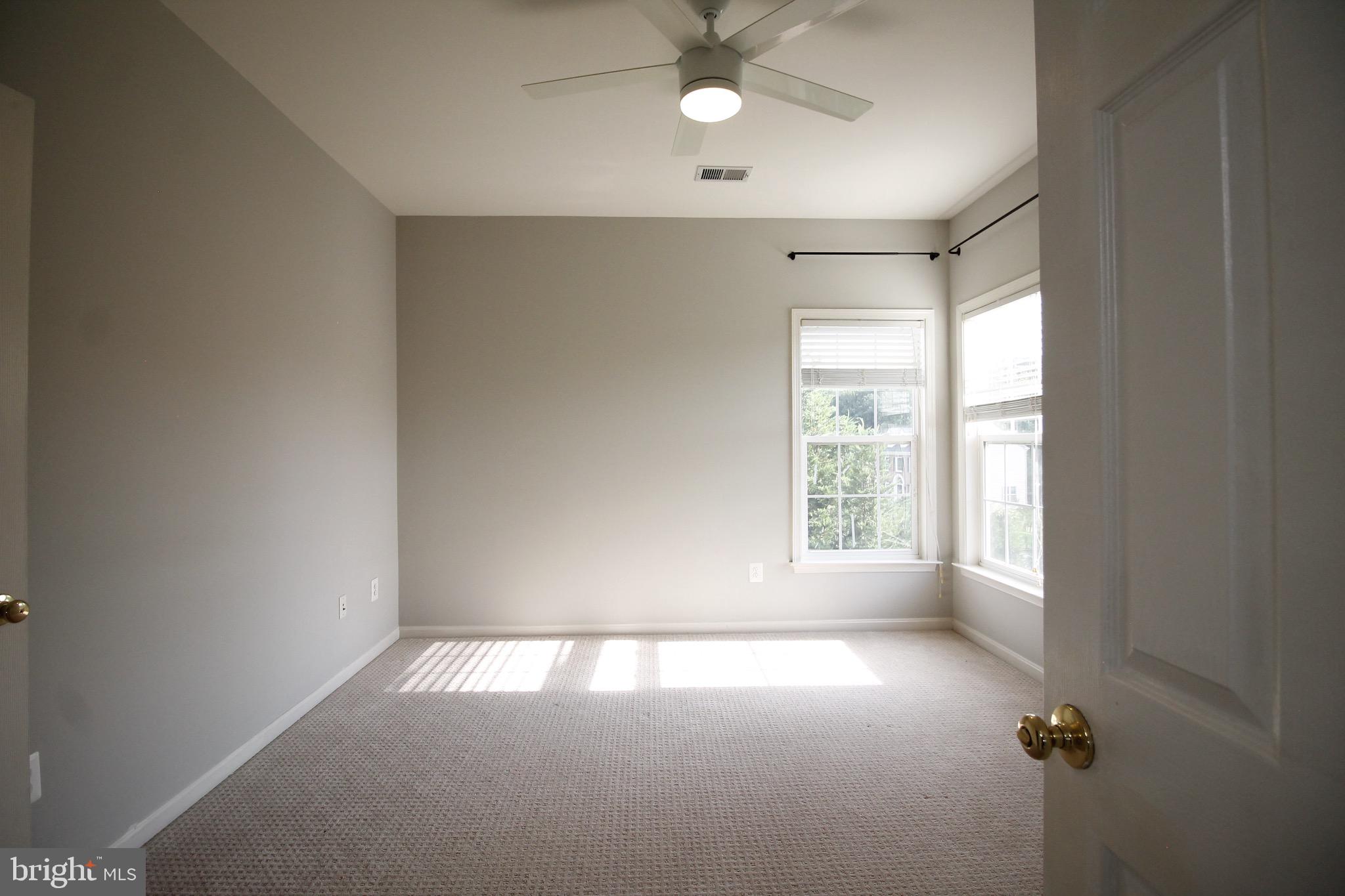 5569 JAMISONS FARM DR