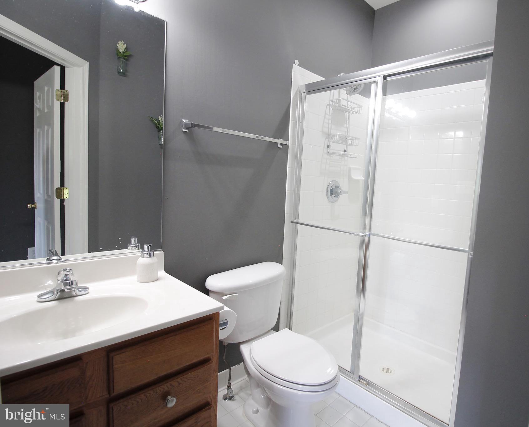 5569 JAMISONS FARM DR