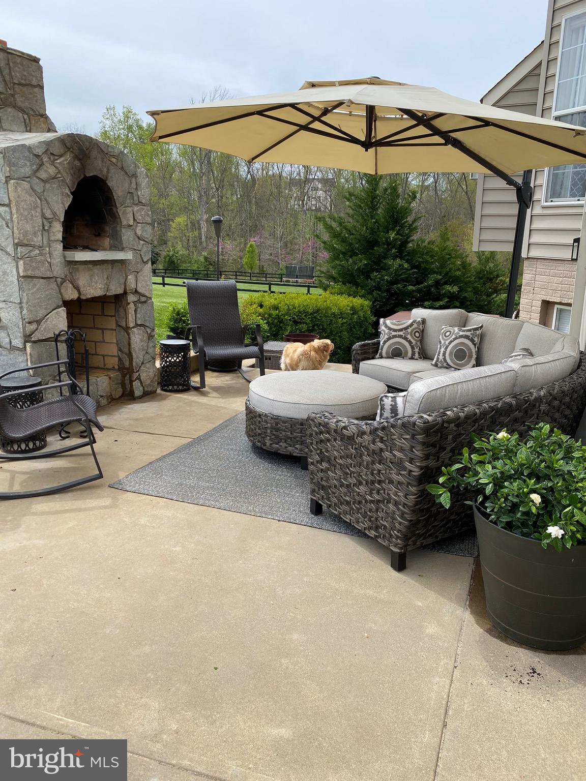 5569 JAMISONS FARM DR