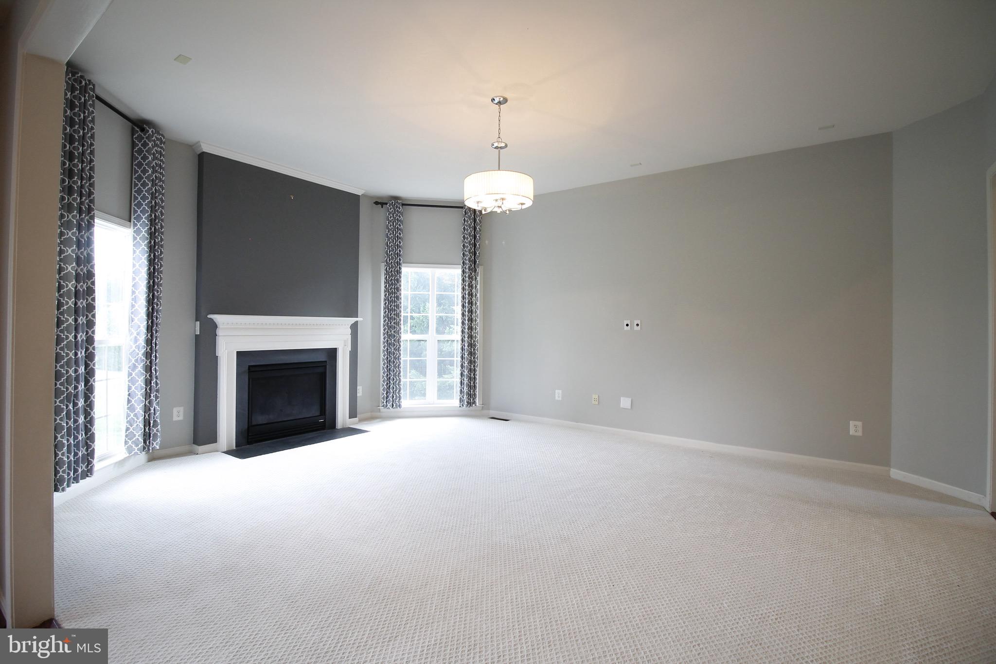 5569 JAMISONS FARM DR