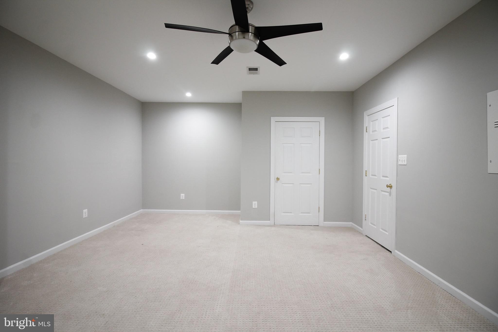 5569 JAMISONS FARM DR