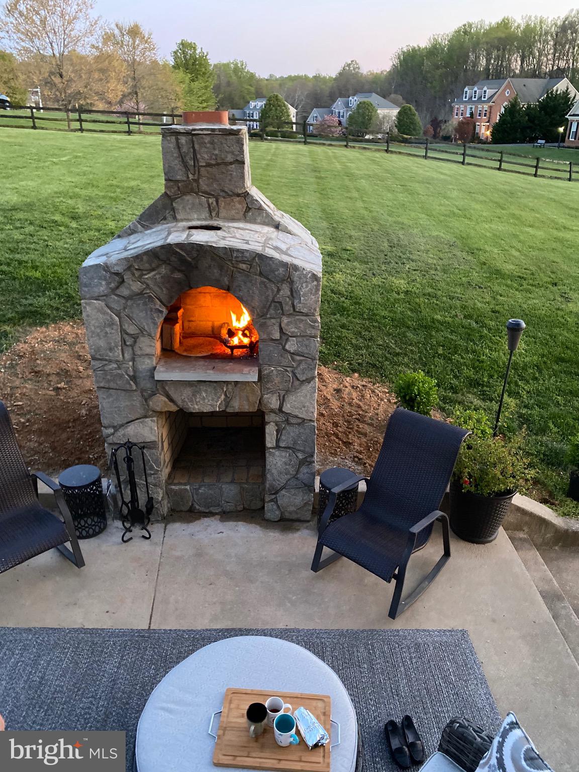 5569 JAMISONS FARM DR