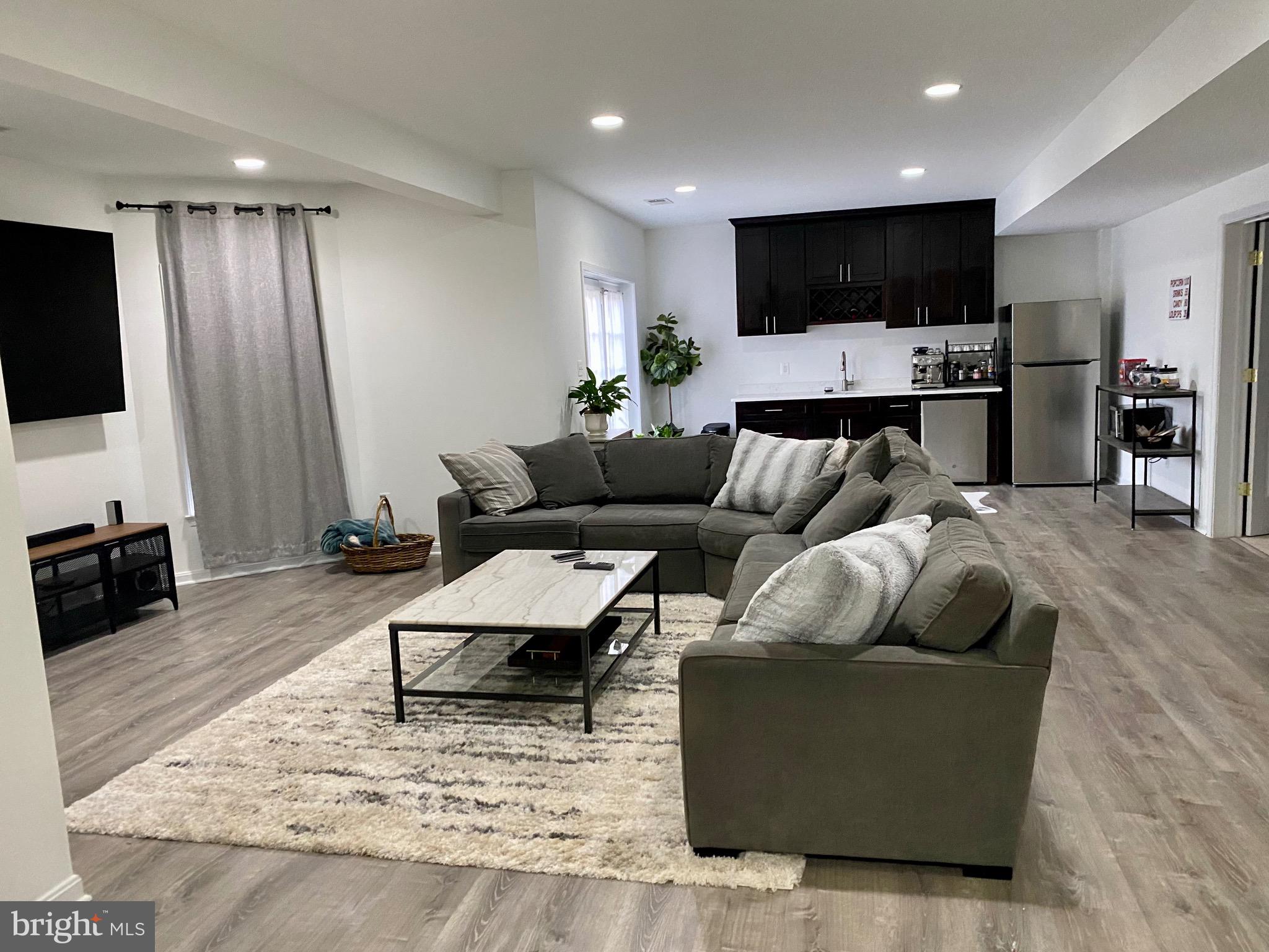 5569 JAMISONS FARM DR