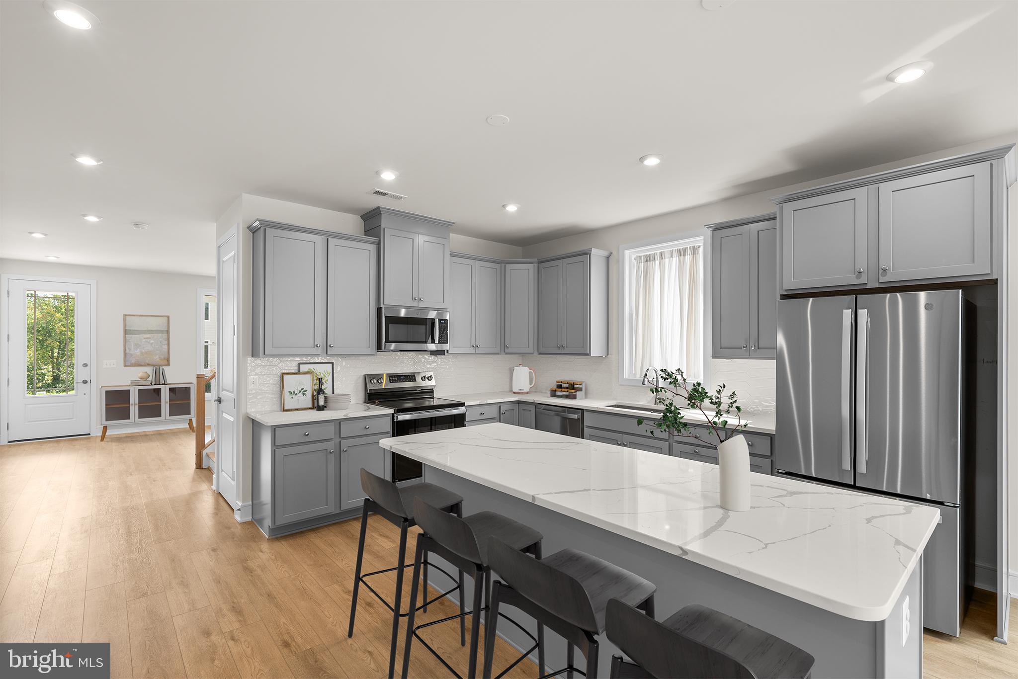 1012 CAPTAIN RICHARDS COURT