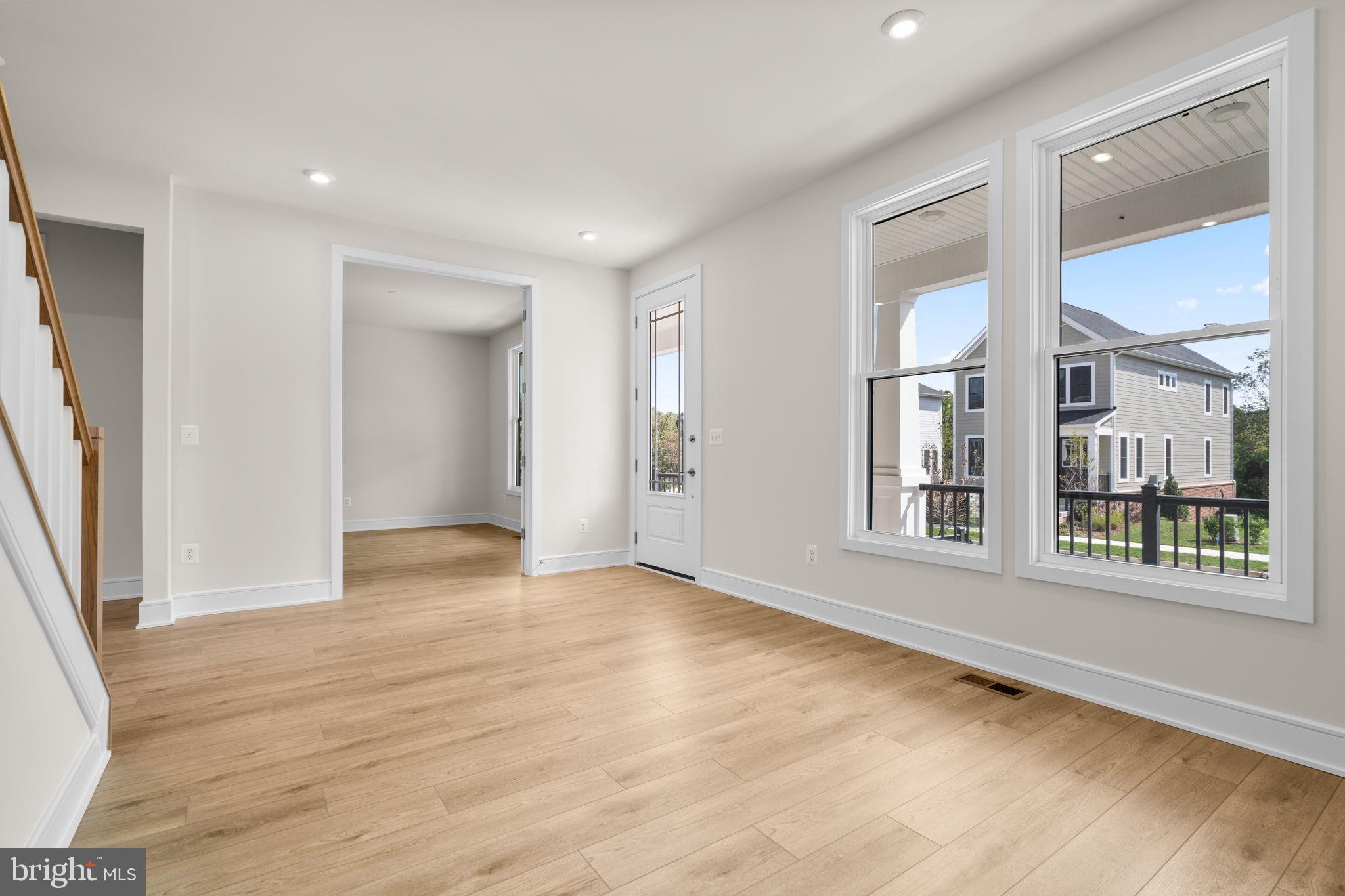 1012 CAPTAIN RICHARDS COURT