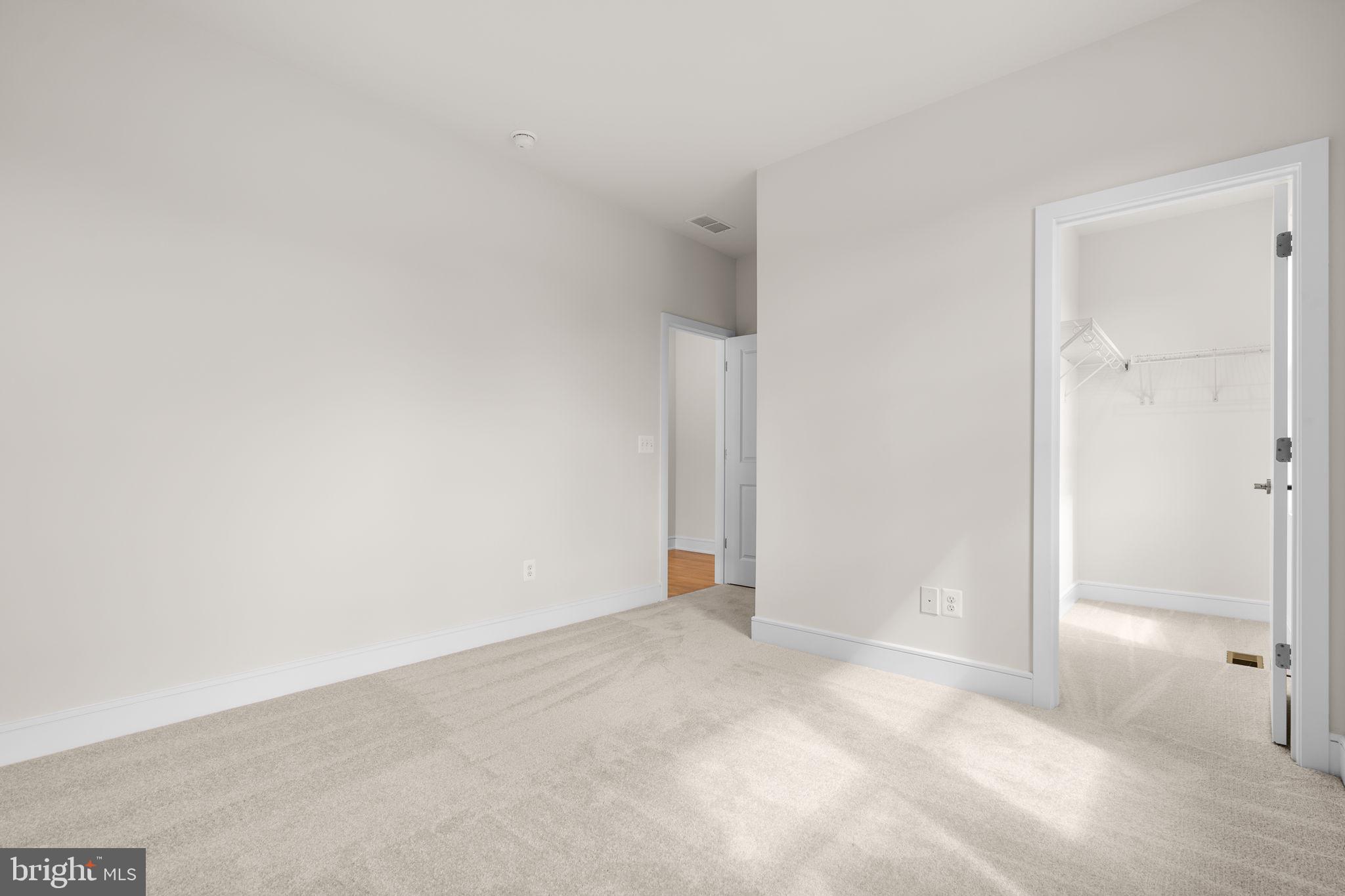 1012 CAPTAIN RICHARDS COURT