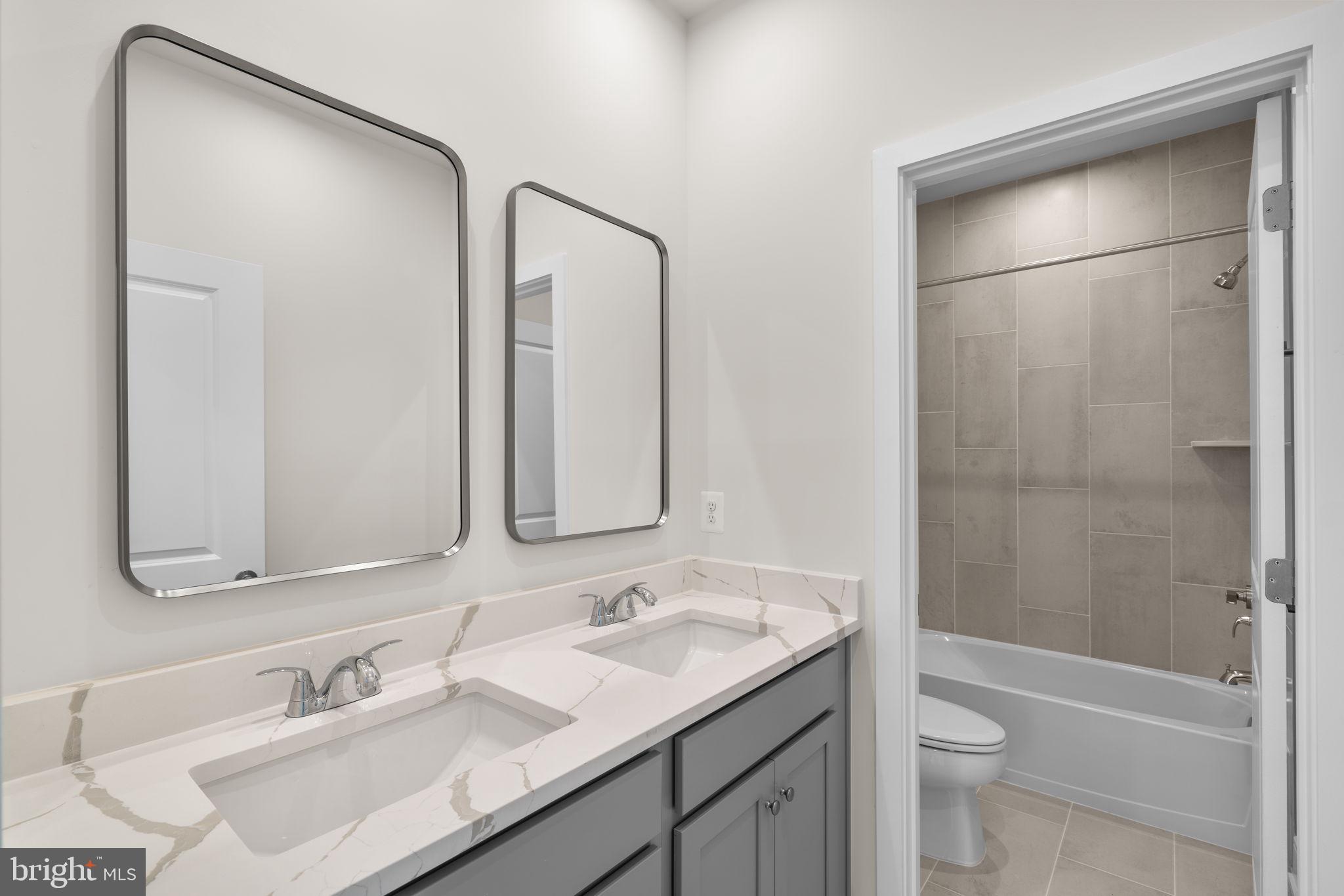 1012 CAPTAIN RICHARDS COURT