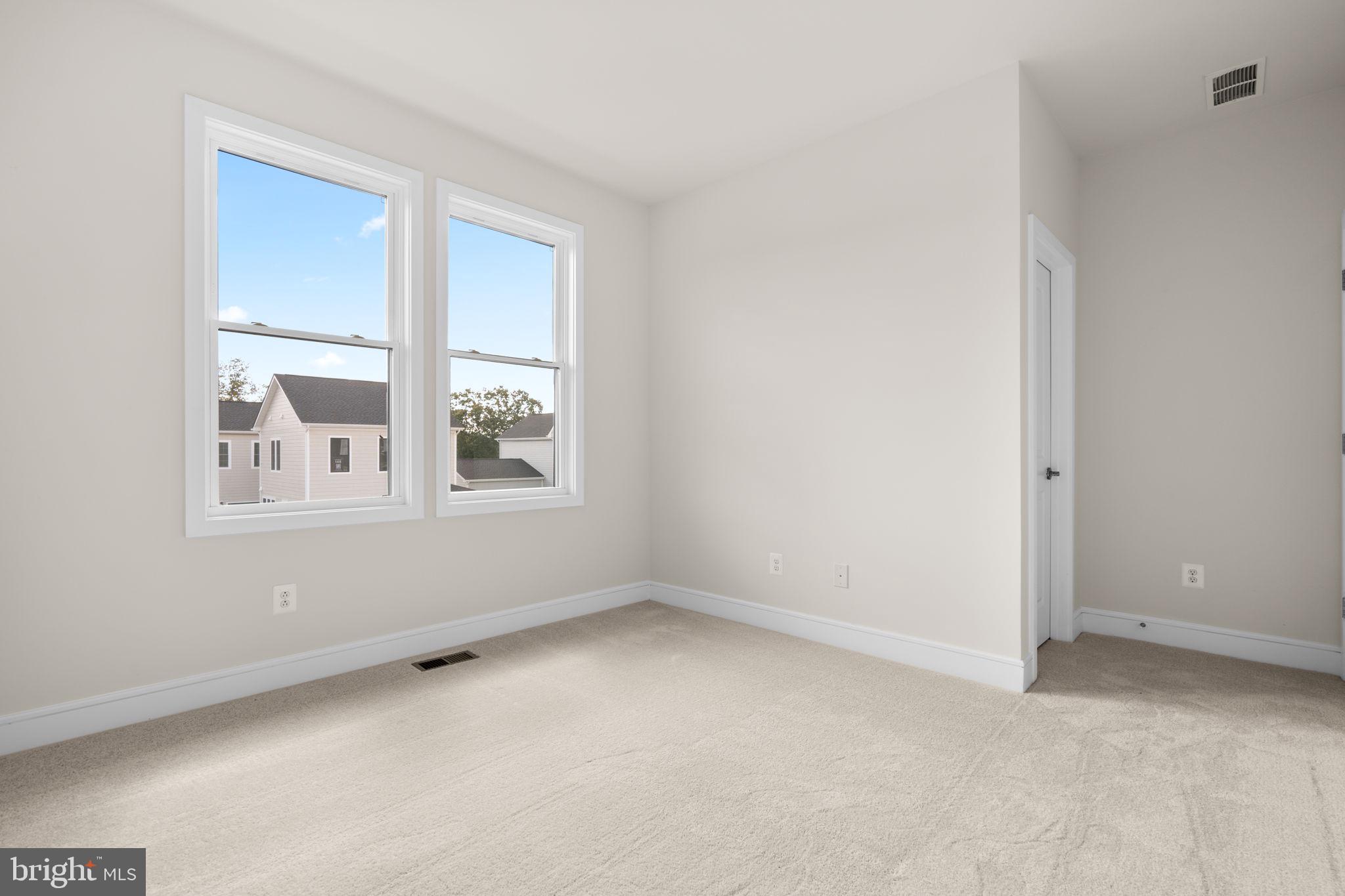 1012 CAPTAIN RICHARDS COURT