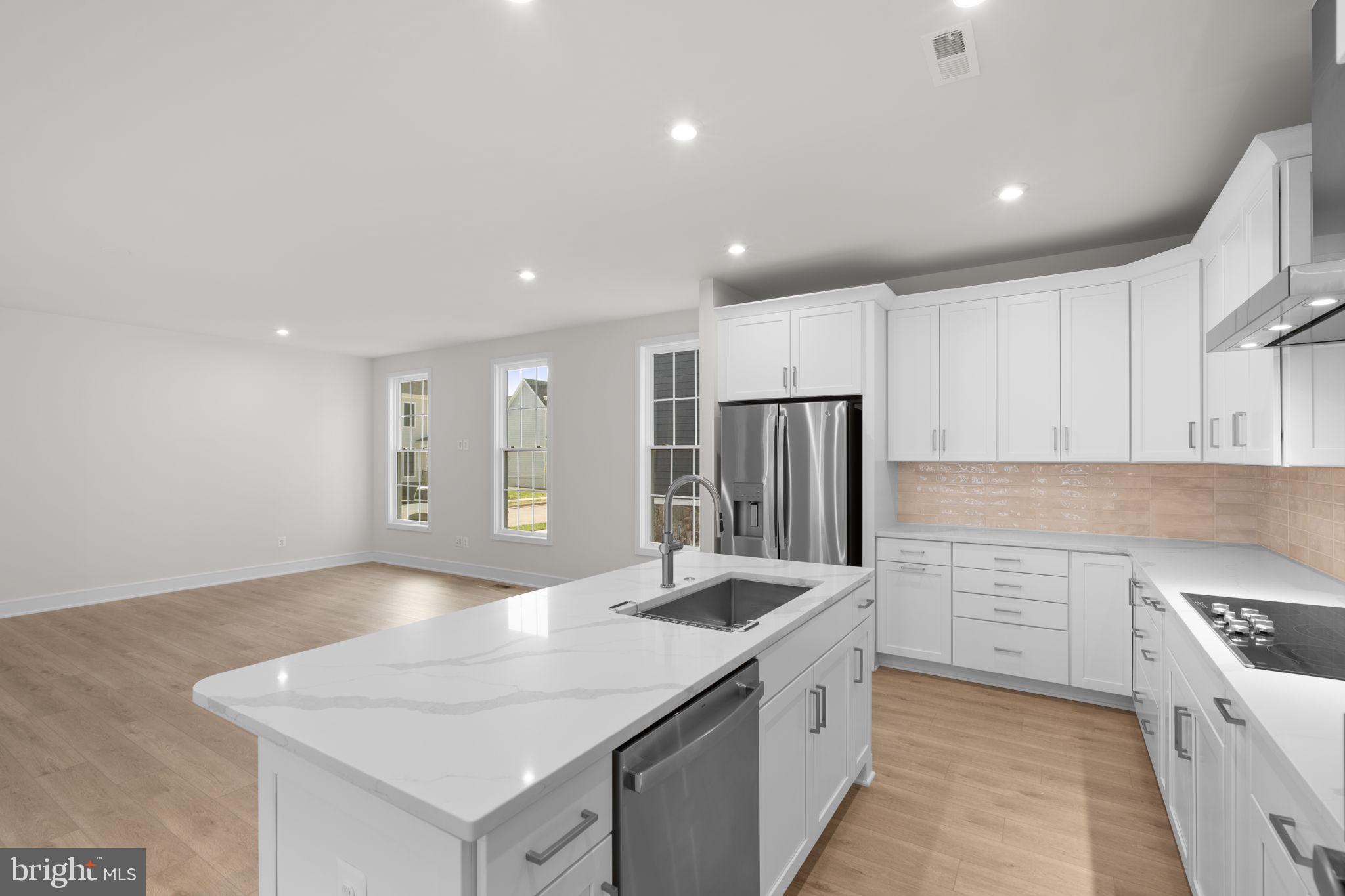 1010 CAPTAIN RICHARDS COURT