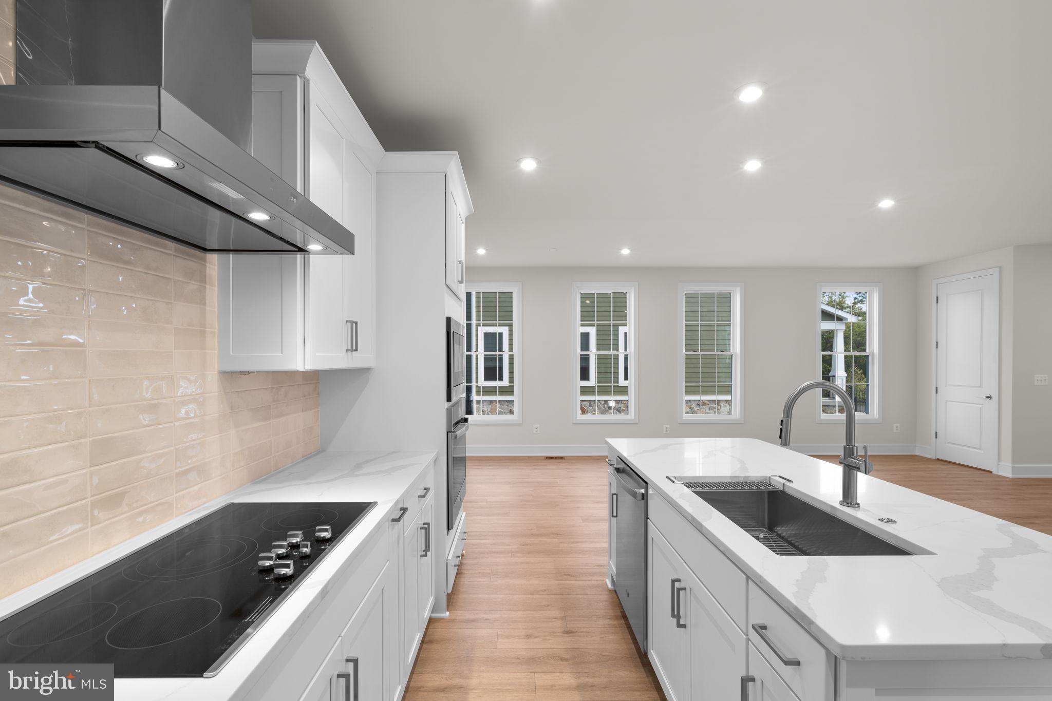 1010 CAPTAIN RICHARDS COURT