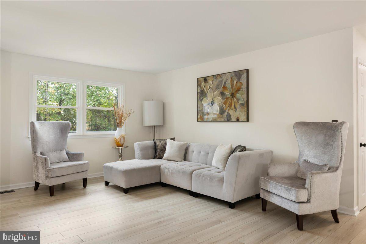 5100 BRYDON COURT