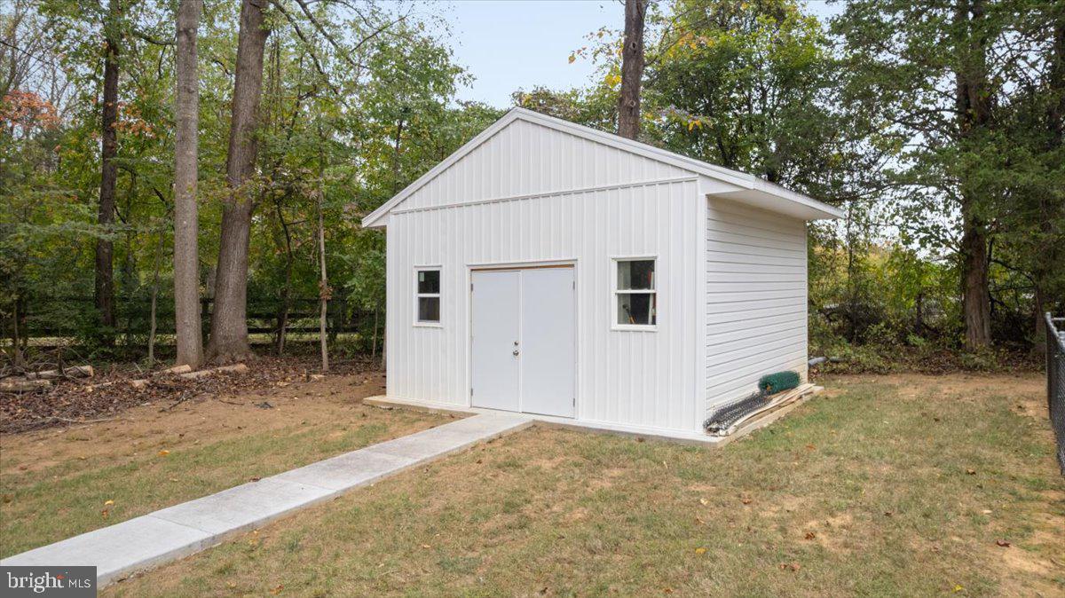 5100 BRYDON COURT