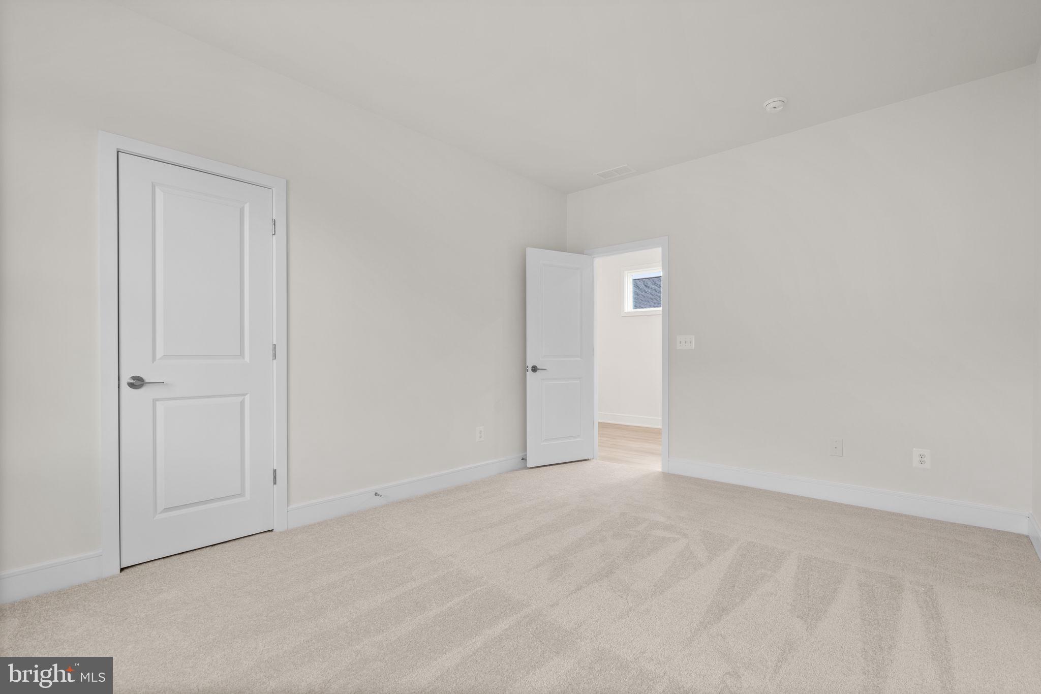 1013 CAPTAIN RICHARDS COURT