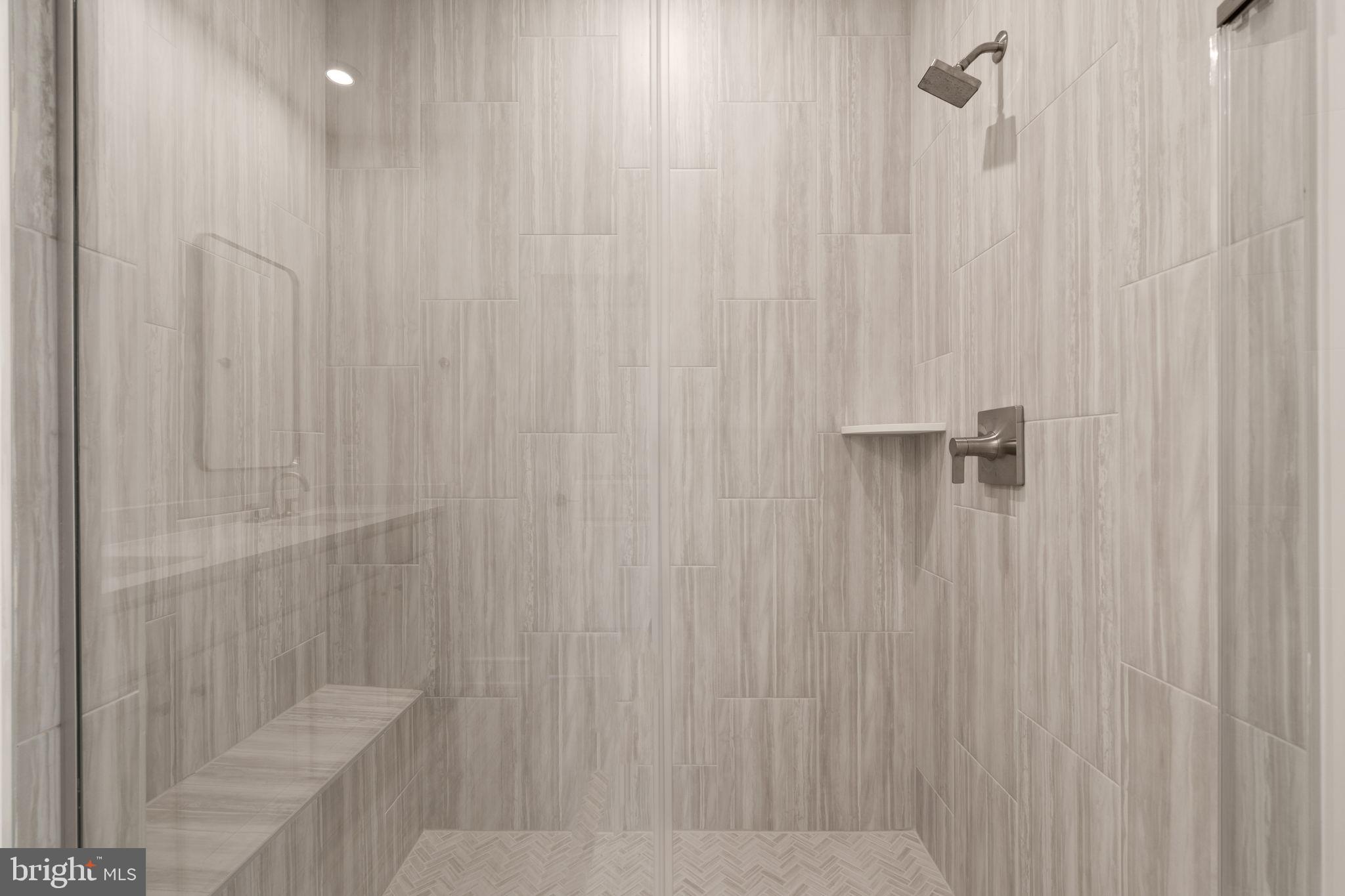 1013 CAPTAIN RICHARDS COURT