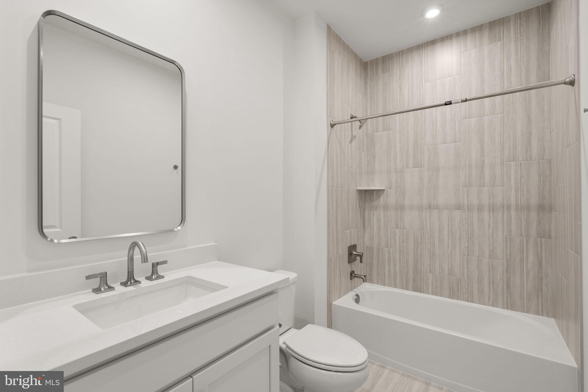 1013 CAPTAIN RICHARDS COURT