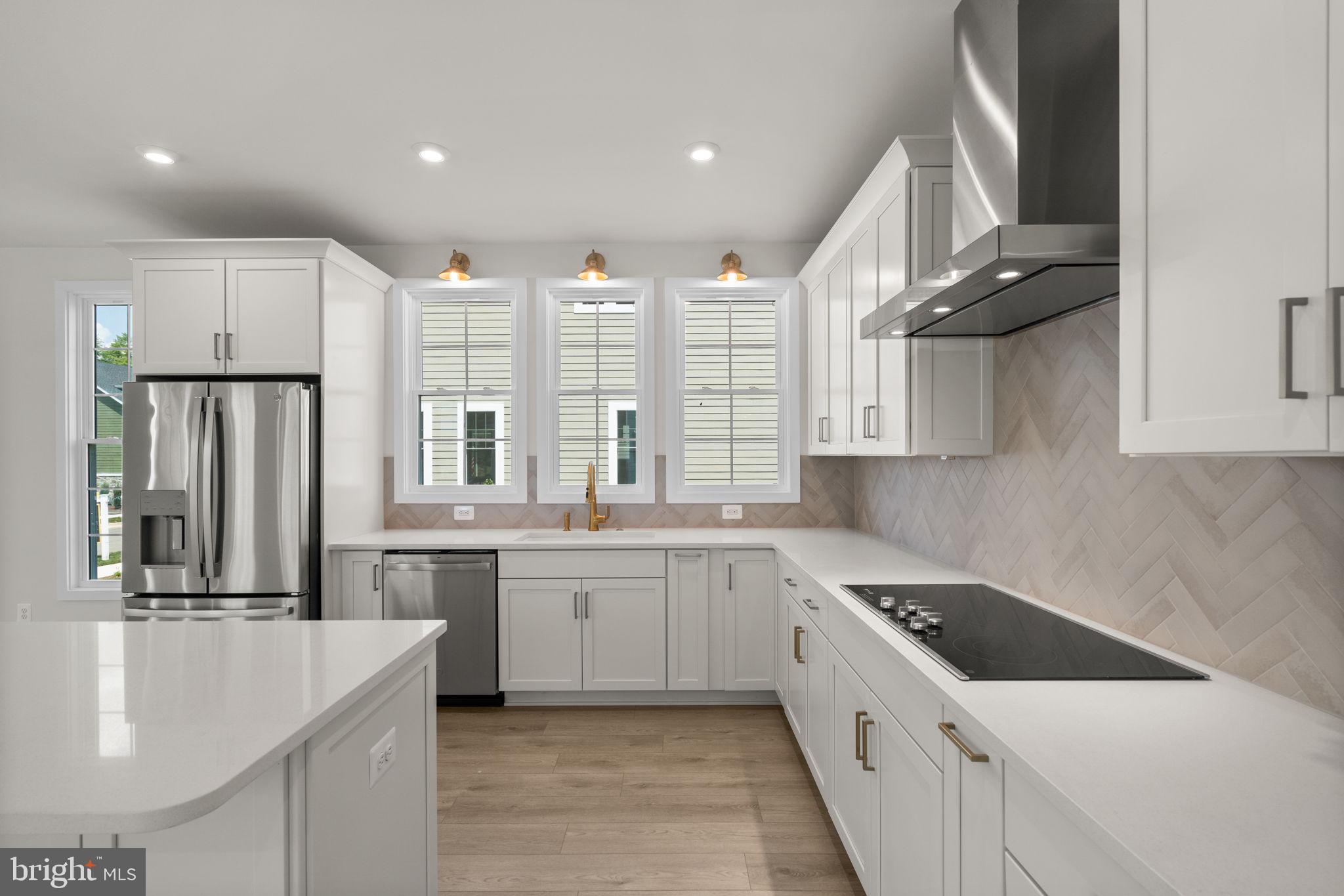 1013 CAPTAIN RICHARDS COURT