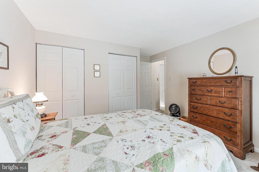 5115 BRYDON COURT