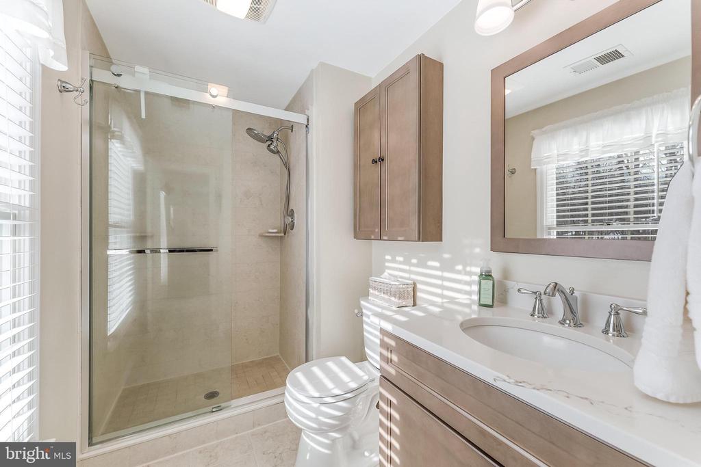 5115 BRYDON COURT