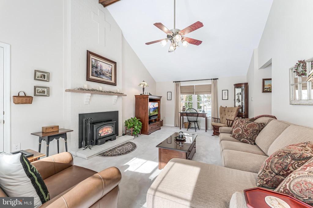 5115 BRYDON COURT