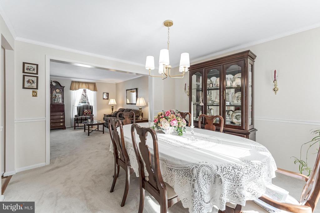5115 BRYDON COURT