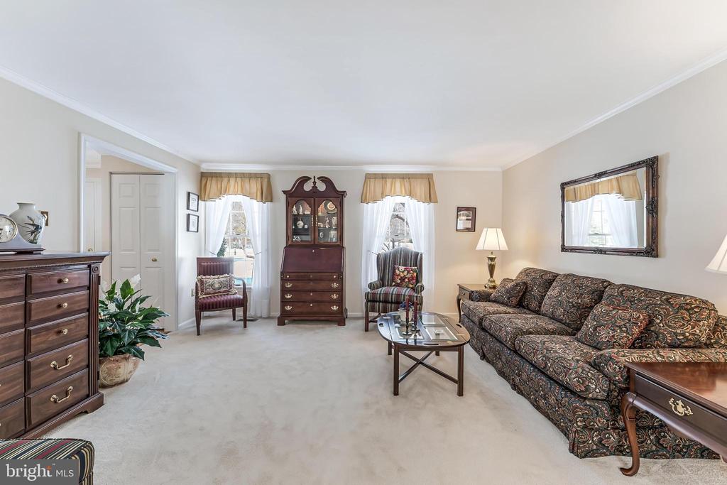5115 BRYDON COURT