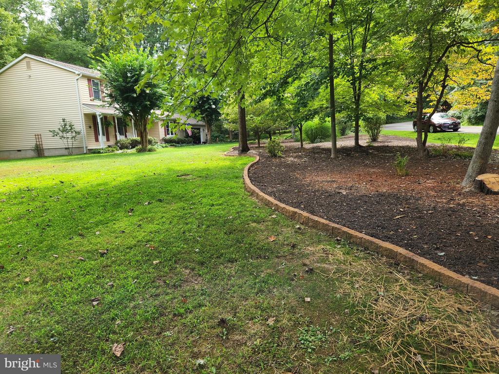 5115 BRYDON COURT