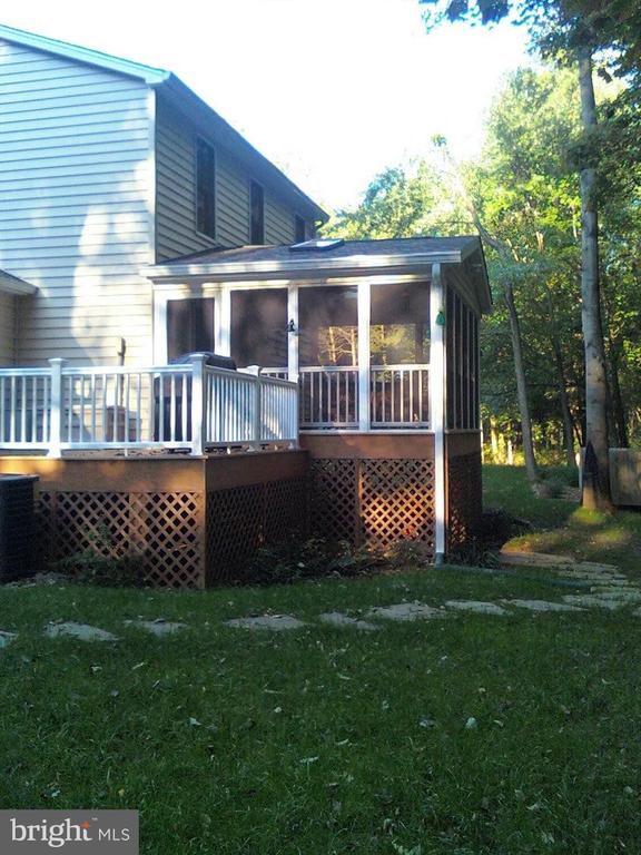 5115 BRYDON COURT