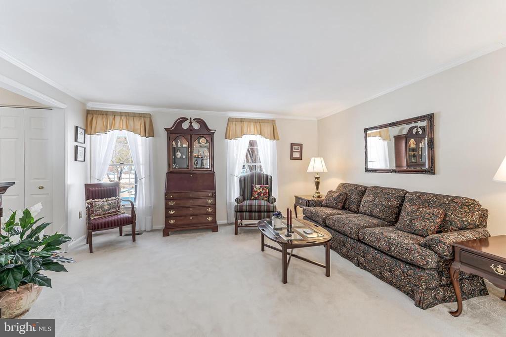 5115 BRYDON COURT