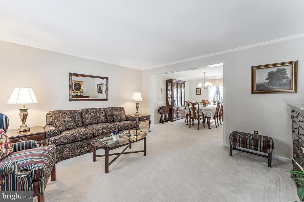 5115 BRYDON COURT