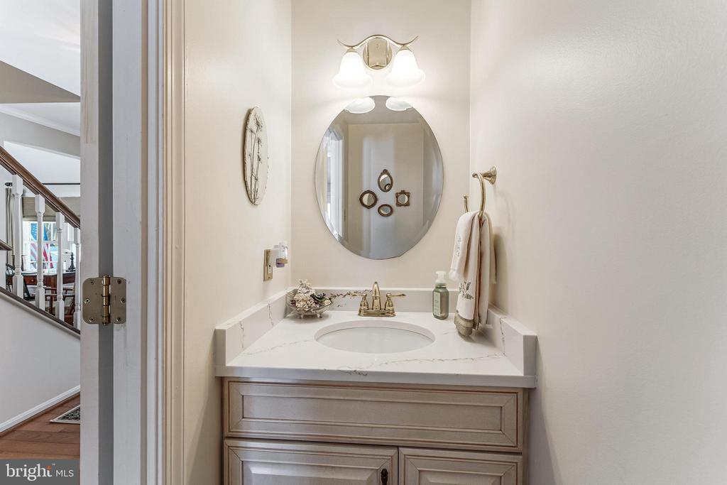 5115 BRYDON COURT