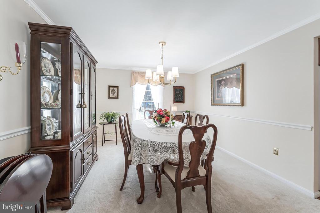 5115 BRYDON COURT