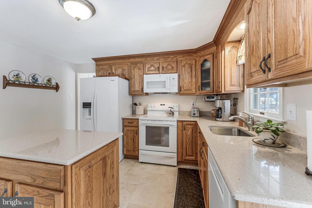 5115 BRYDON COURT