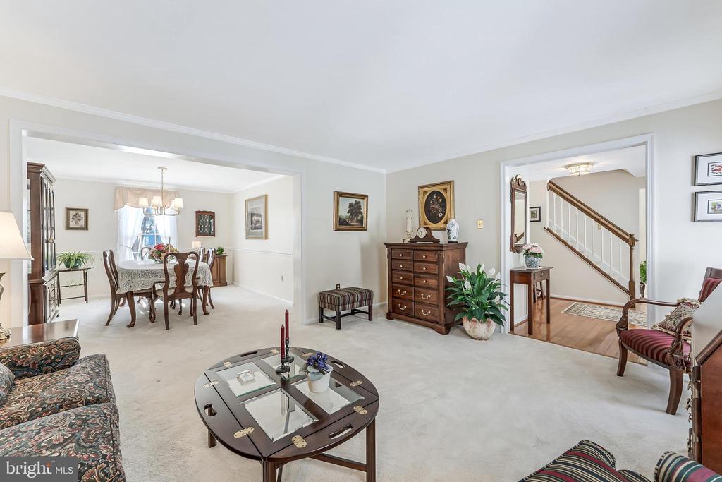 5115 BRYDON COURT