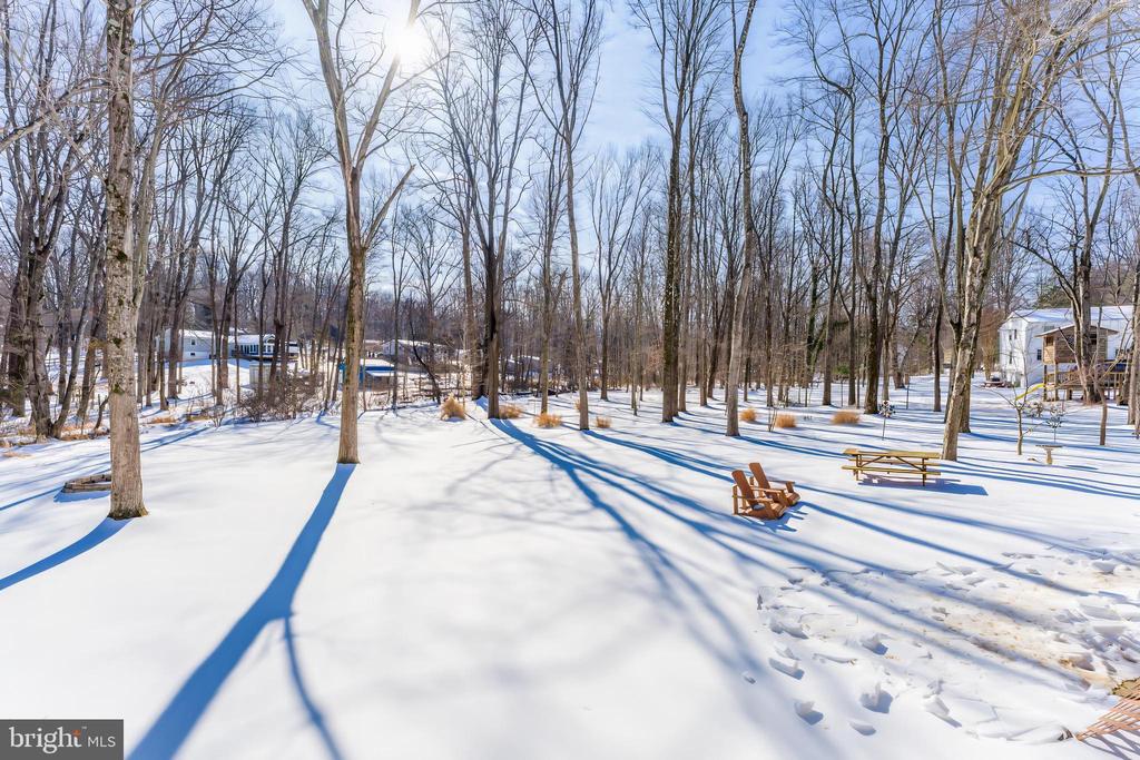 5115 BRYDON COURT