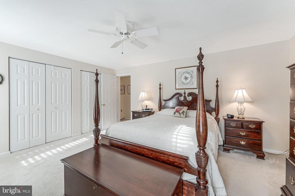 5115 BRYDON COURT