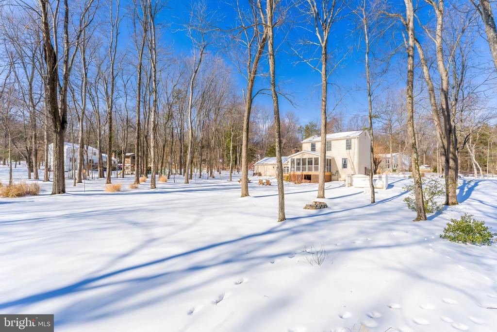 5115 BRYDON COURT