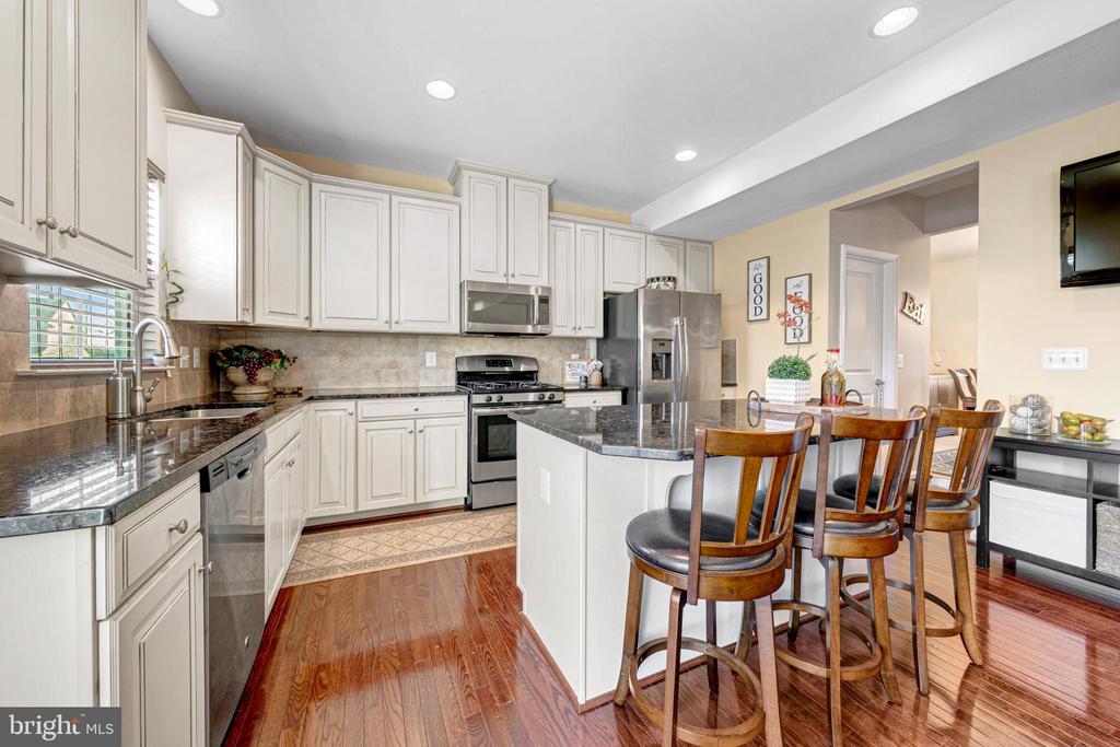 7137 SHEPHERDSTOWN ROAD