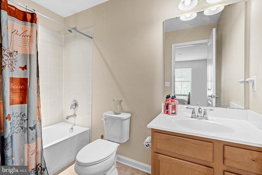 7137 SHEPHERDSTOWN ROAD