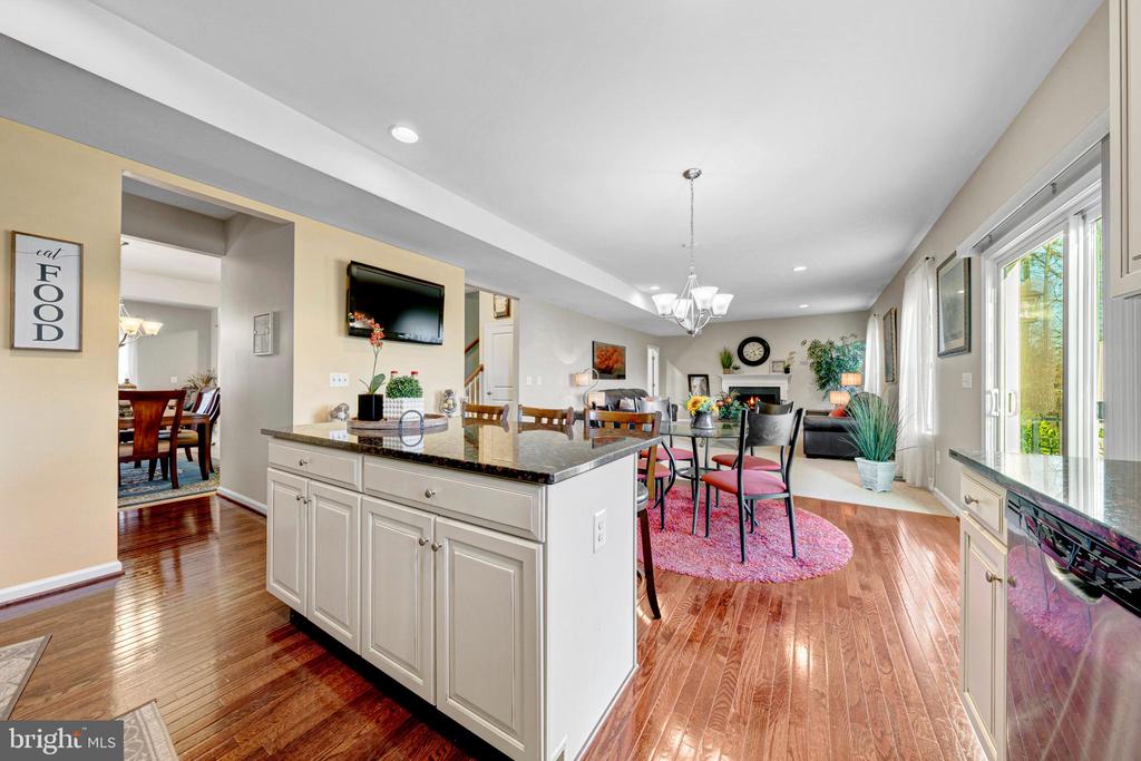 7137 SHEPHERDSTOWN ROAD